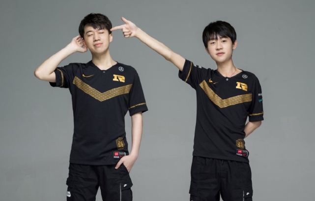 当赛季两人 当赛季两人